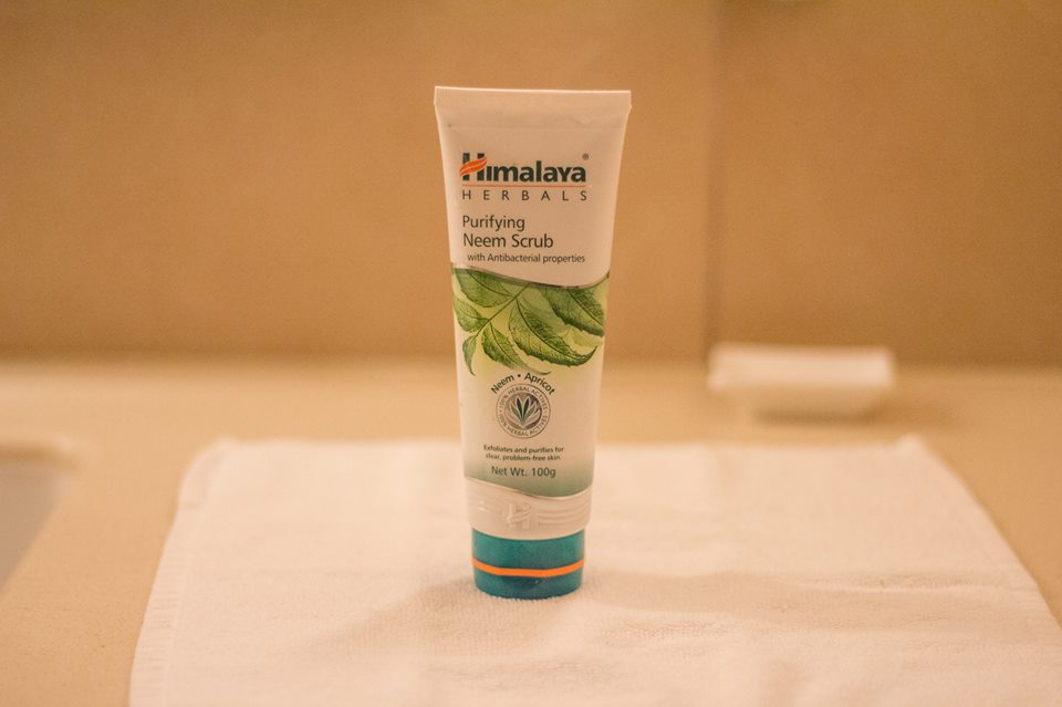 Himalaya Purifying Neem Scrub - Kem Tẩy Da Chết