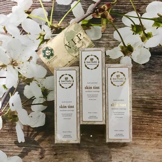 Mẹo hay để sử dụng kem nền Skin Tint Just Herbs đạt hiệu quả cao